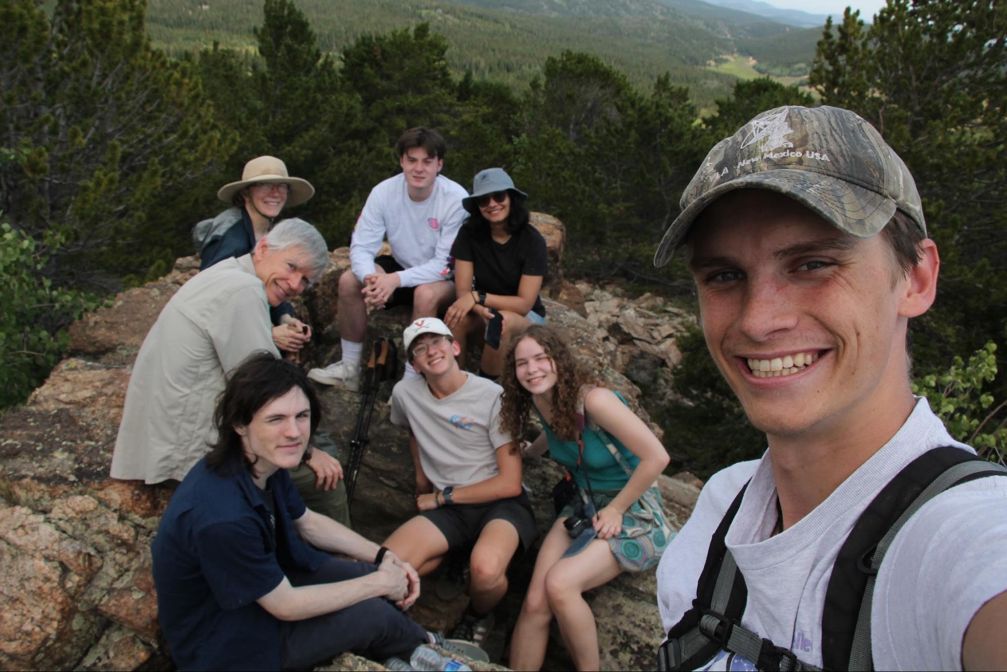 group_selfie_image